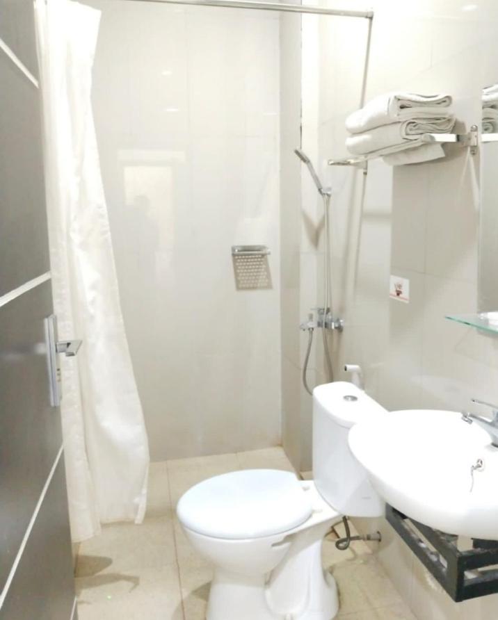 Khariz Hotel Bukittinggi Esterno foto