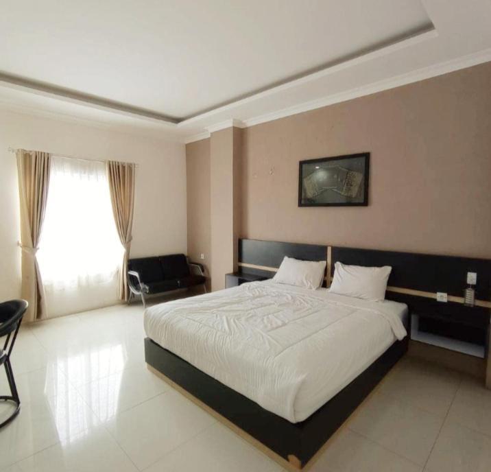 Khariz Hotel Bukittinggi Esterno foto